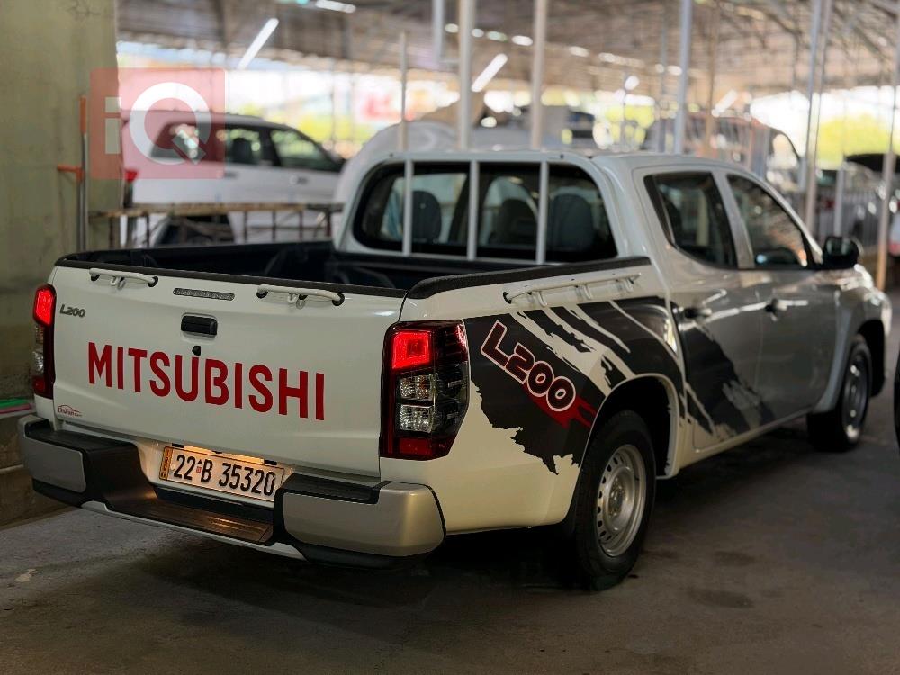 ميتسوبيشي L200